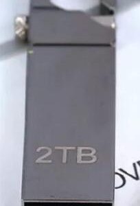 MEMORIA USB 2TB PLATA METALICA HP